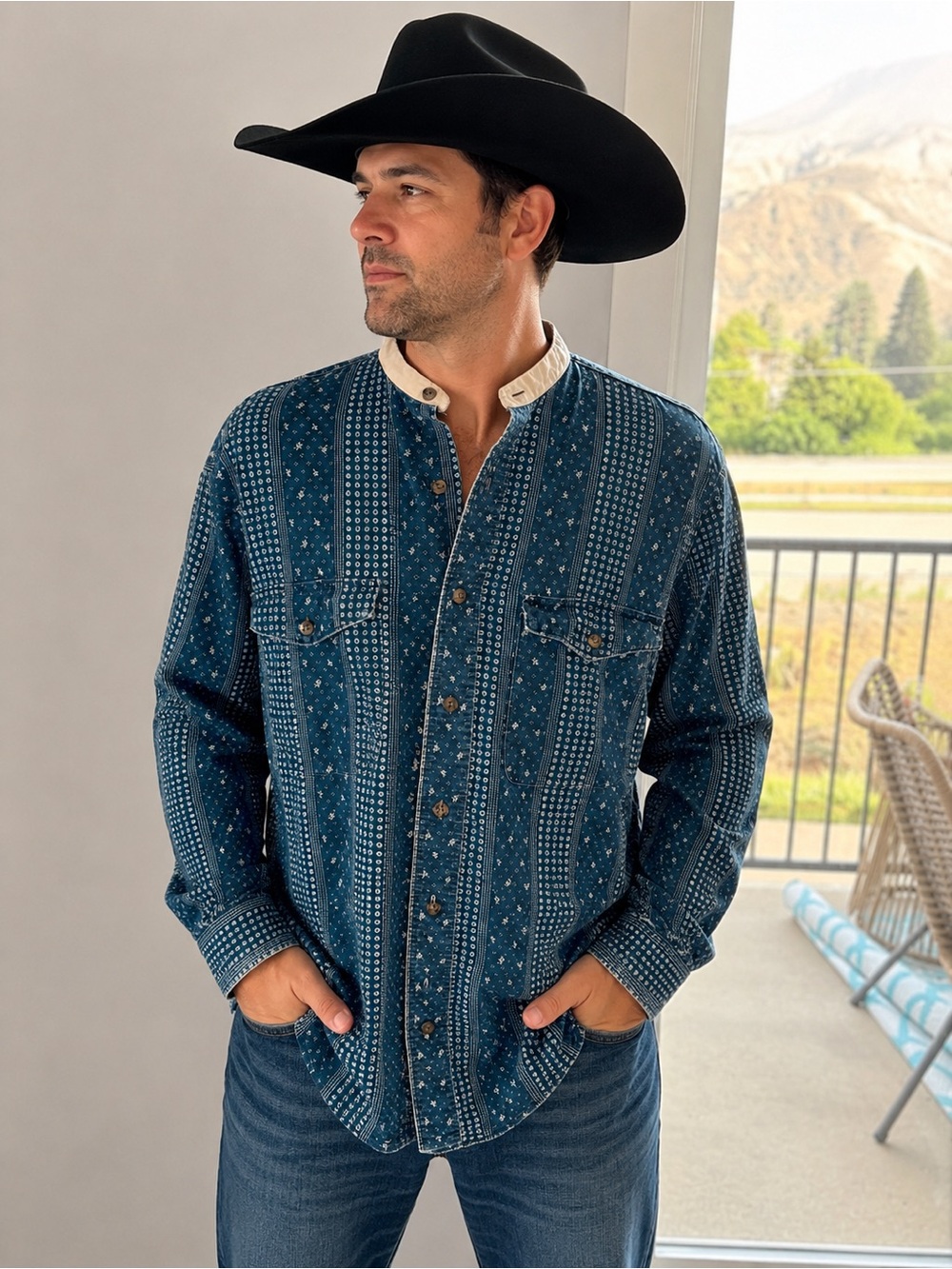 Vintage Wrangler Men’s XL Long Tails Blue Bandana Print Western Shirt 16½–35